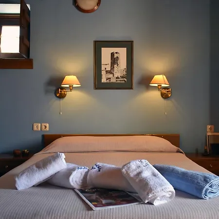 Hotel Pyrgoi Theodorakaki: O