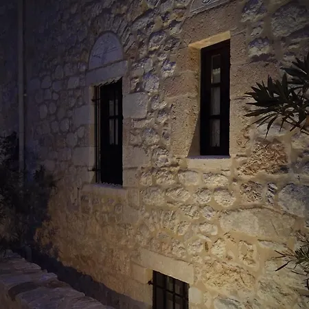 Pyrgoi Theodorakaki: O Yerolimin