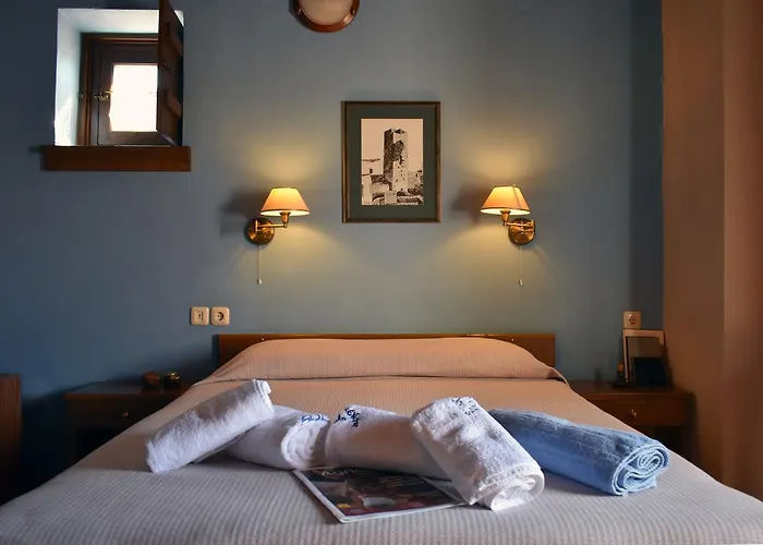 Hotel Pyrgoi Theodorakaki: O