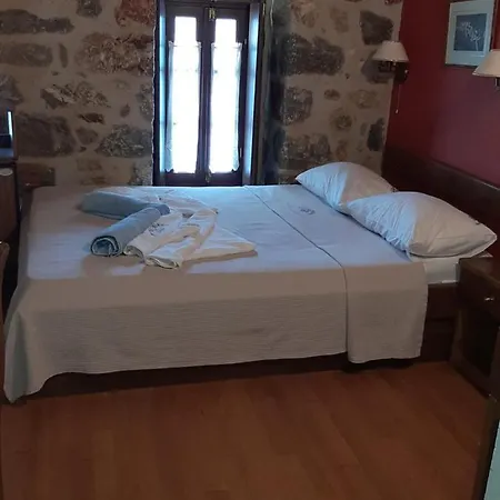 Hotel Pyrgoi Theodorakaki: O 4*