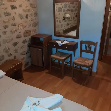 Отель Pyrgoi Theodorakaki: O