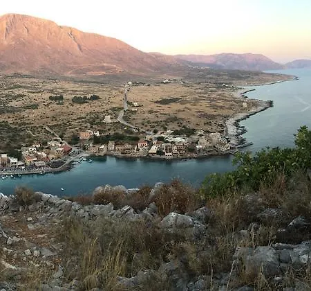 Pyrgoi Theodorakaki: O