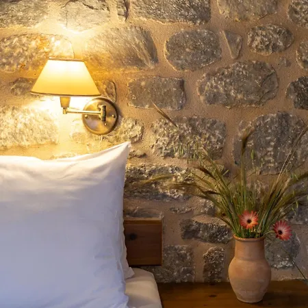 Pyrgoi Theodorakaki: O Hotel 4*