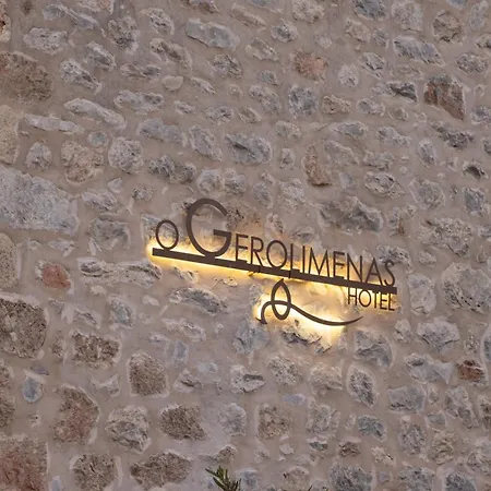 Hotel Pyrgoi Theodorakaki: O 4*
