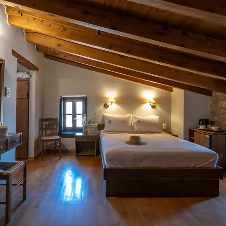 Pyrgoi Theodorakaki: O Hotel 4*