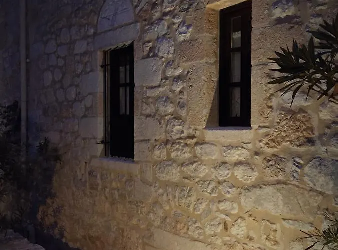 Pyrgoi Theodorakaki: O Γερολιμένας